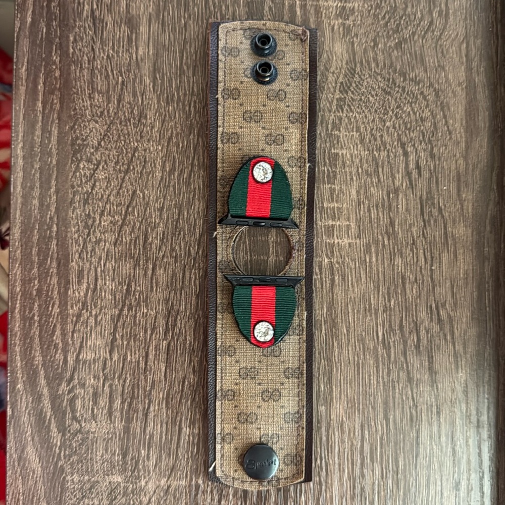 Sparkl Bands Upcycled Gucci Cuff band. Size XS